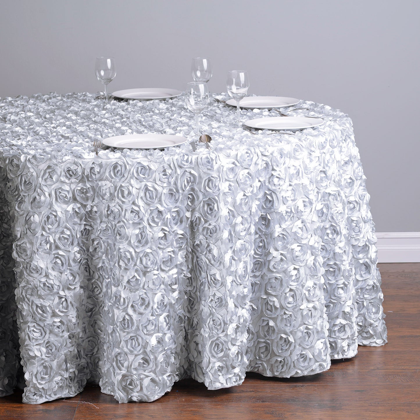 Premium Tablecloth Rental